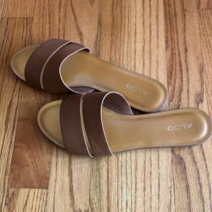 Aldo Flat Slides 7.5